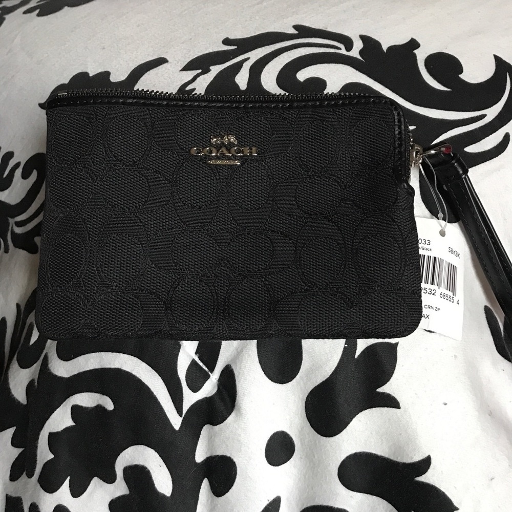 Coach wristlet!!
